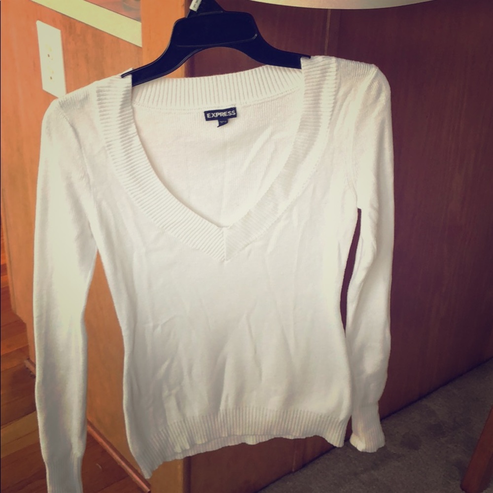 White Express long sleeve low neck sweater